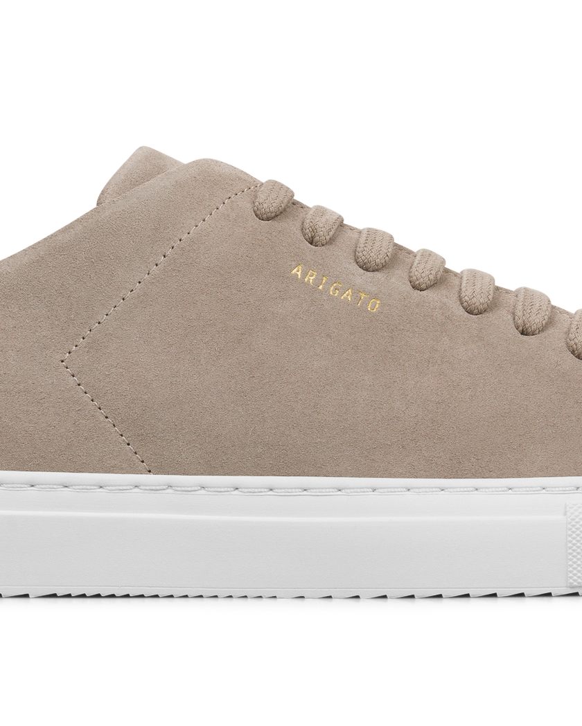 Clean 90 Suede Sneaker axel arigato Clean 90 Suede Sneaker Beige/White