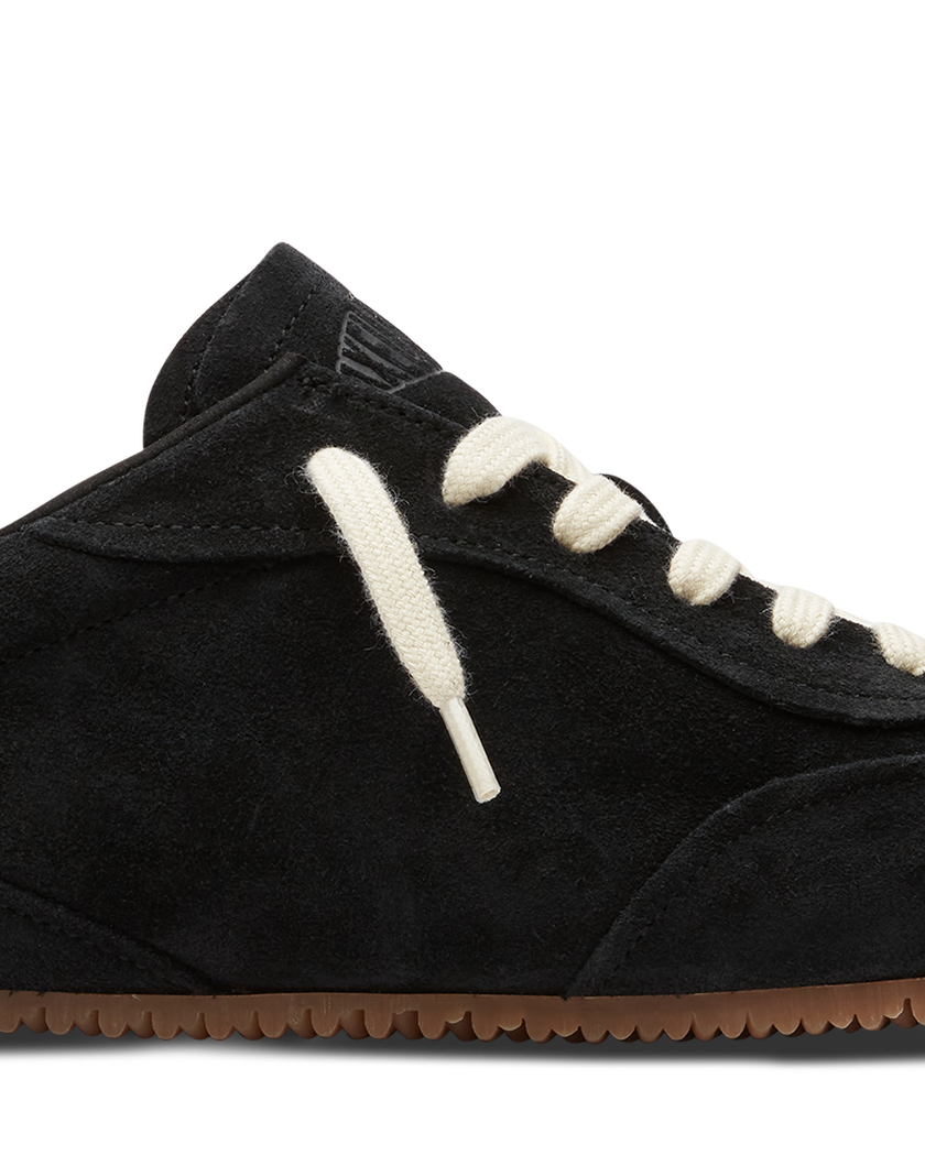 Daze Runner axel arigato Daze Runner Black/Gum