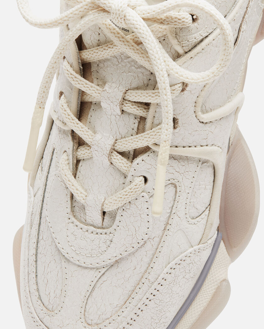 Eris Crackled Sneaker axel arigato Eris Crackled Sneaker Off White/Off White