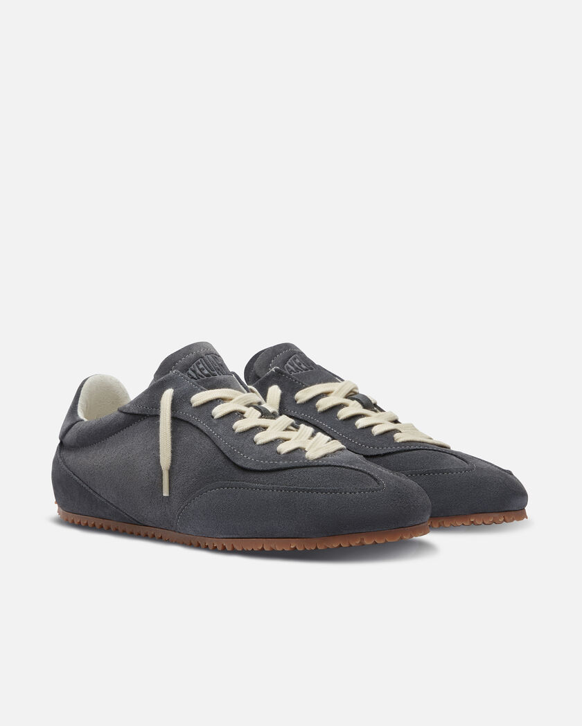Daze Runner axel arigato Daze Runner Dark Grey/Gum