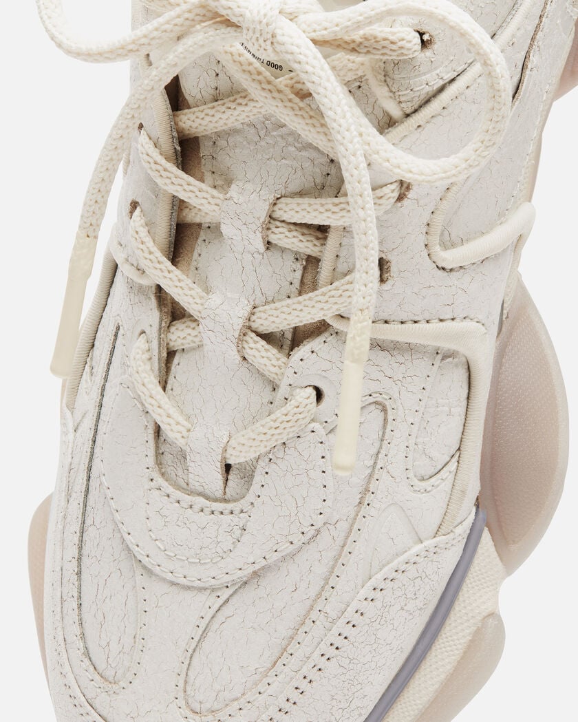Eris Crackled Sneaker axel arigato Eris Crackled Sneaker Off White/Off White